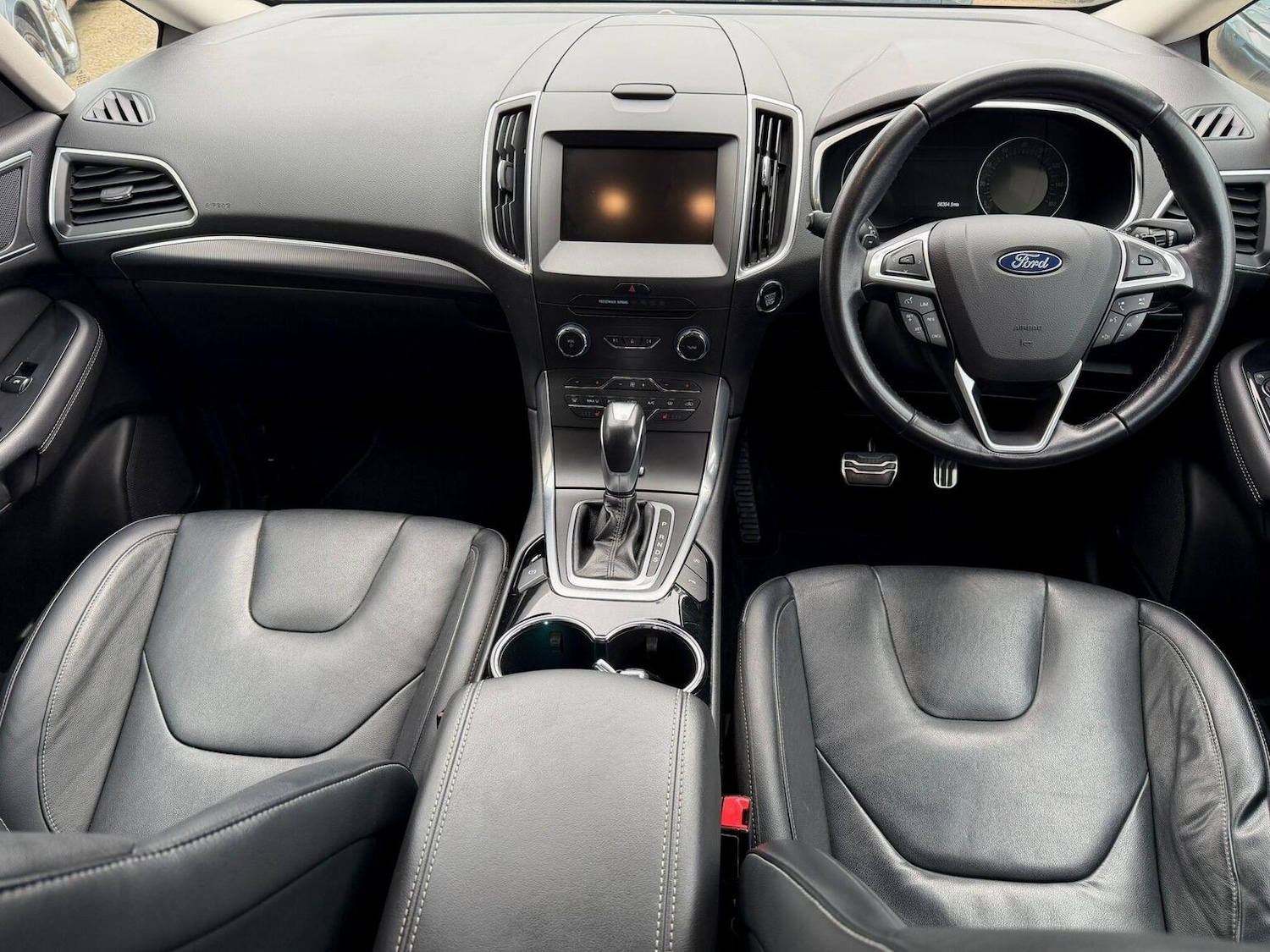 Used Ford S-Max 2015 for sale - 76541568: Photo 3