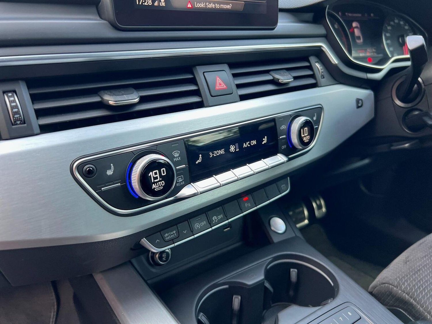 Used Audi A5 2018 for sale - 76793630: Photo 24