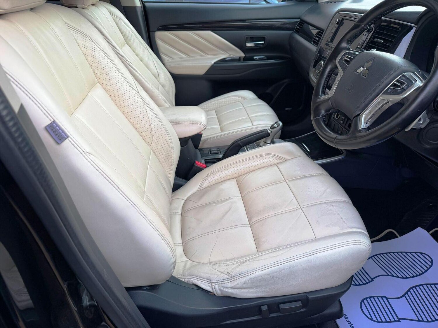 Used Mitsubishi Outlander 2016 for sale - 76541587: Photo 10