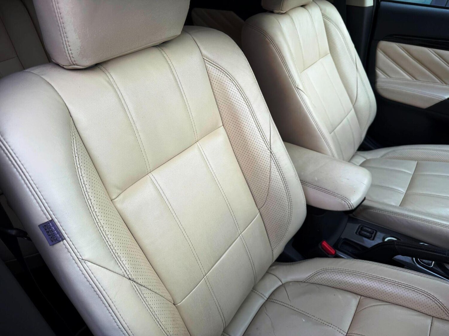 Used Mitsubishi Outlander 2016 for sale - 76541587: Photo 11