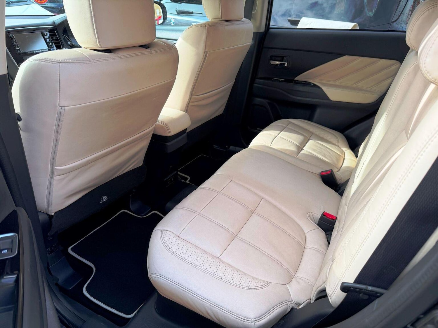 Used Mitsubishi Outlander 2016 for sale - 76541587: Photo 13