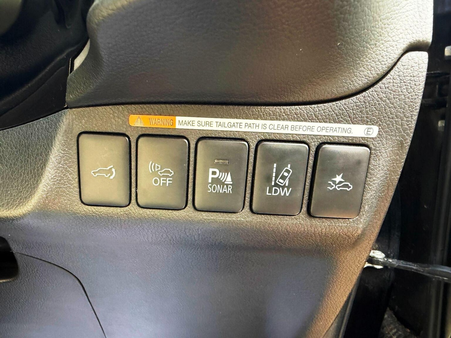 Used Mitsubishi Outlander 2016 for sale - 76541587: Photo 14