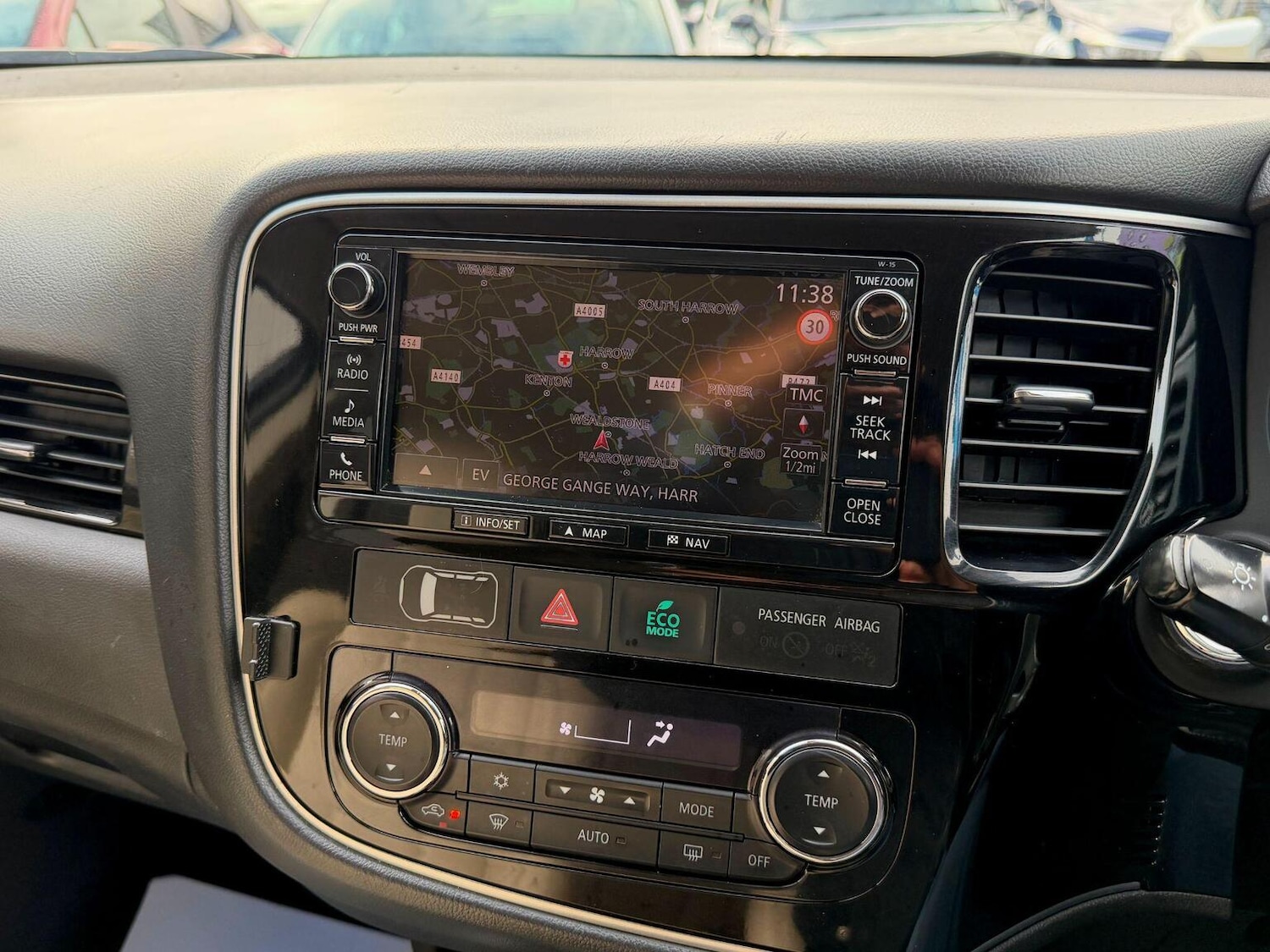 Used Mitsubishi Outlander 2016 for sale - 76541587: Photo 15