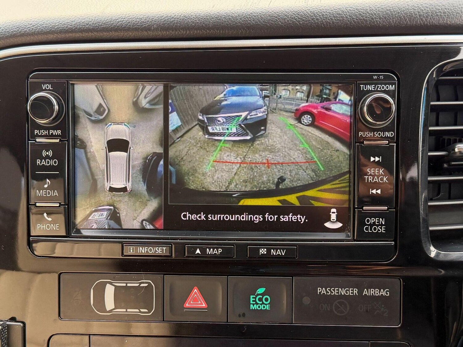 Used Mitsubishi Outlander 2016 for sale - 76541587: Photo 17