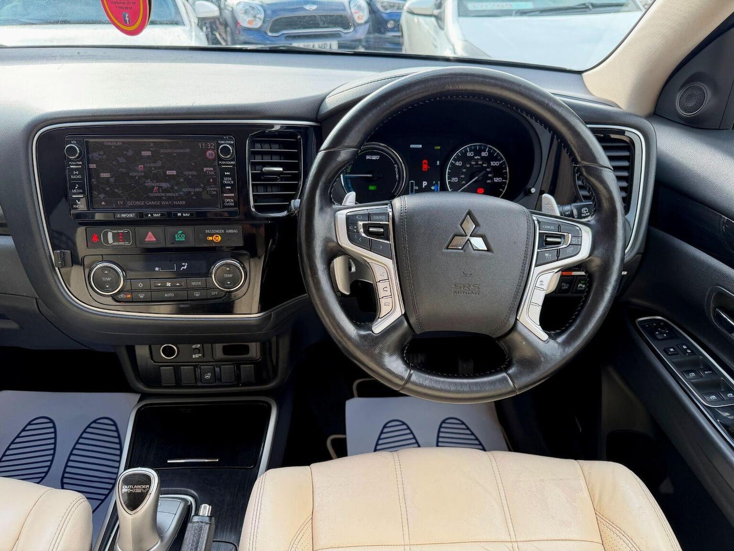 Used Mitsubishi Outlander 2016 for sale - 76541587: Photo 24