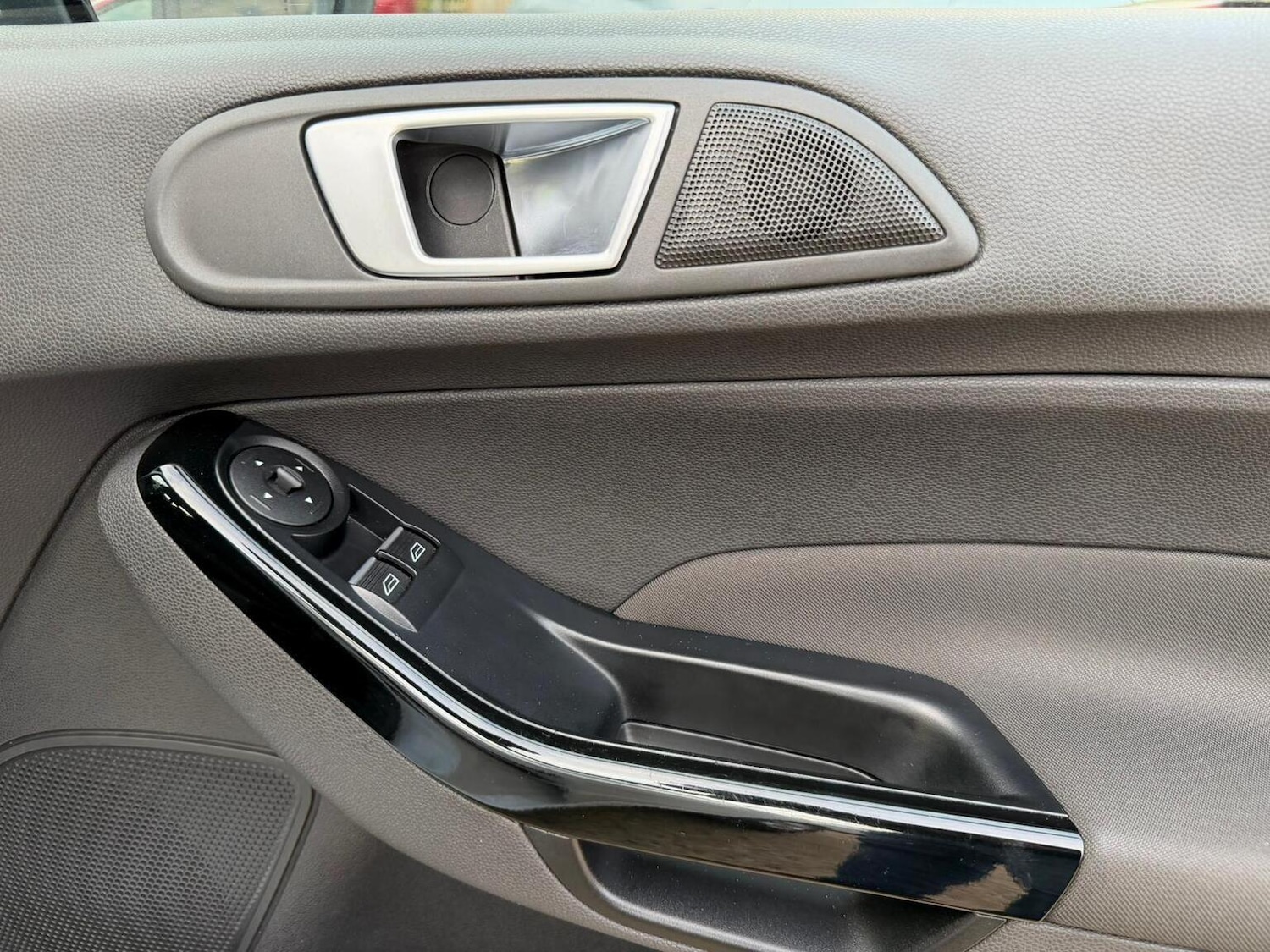 Used Ford Fiesta 2015 for sale - 76769446: Photo 14