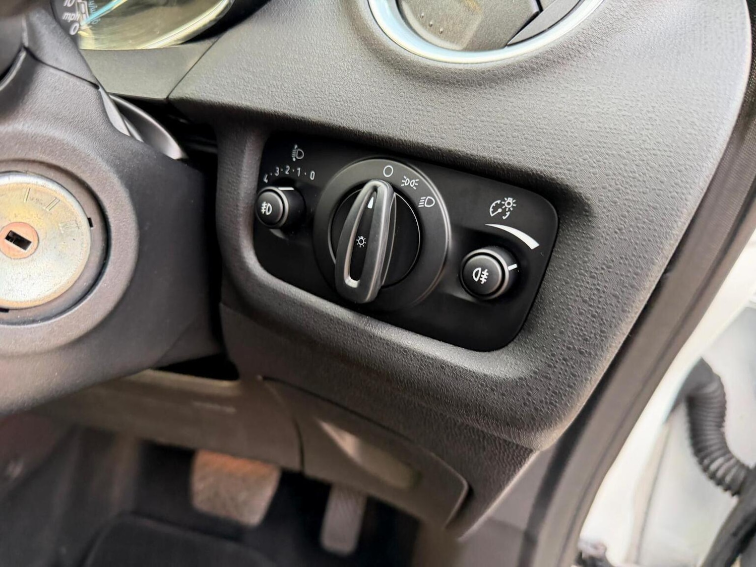 Used Ford Fiesta 2015 for sale - 76769446: Photo 19