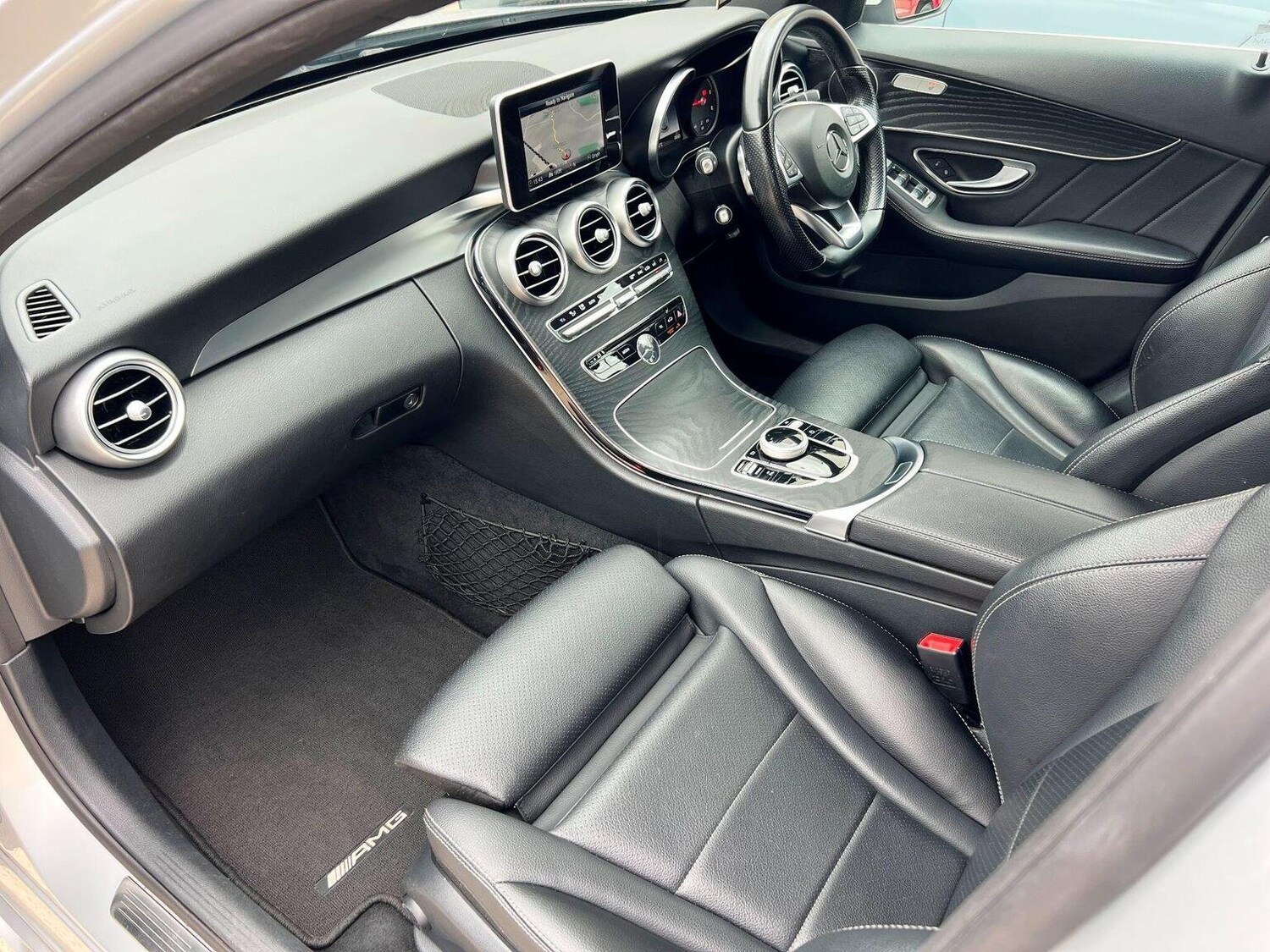 Used Mercedes-Benz C Class 2018 for sale - 76541563: Photo 11