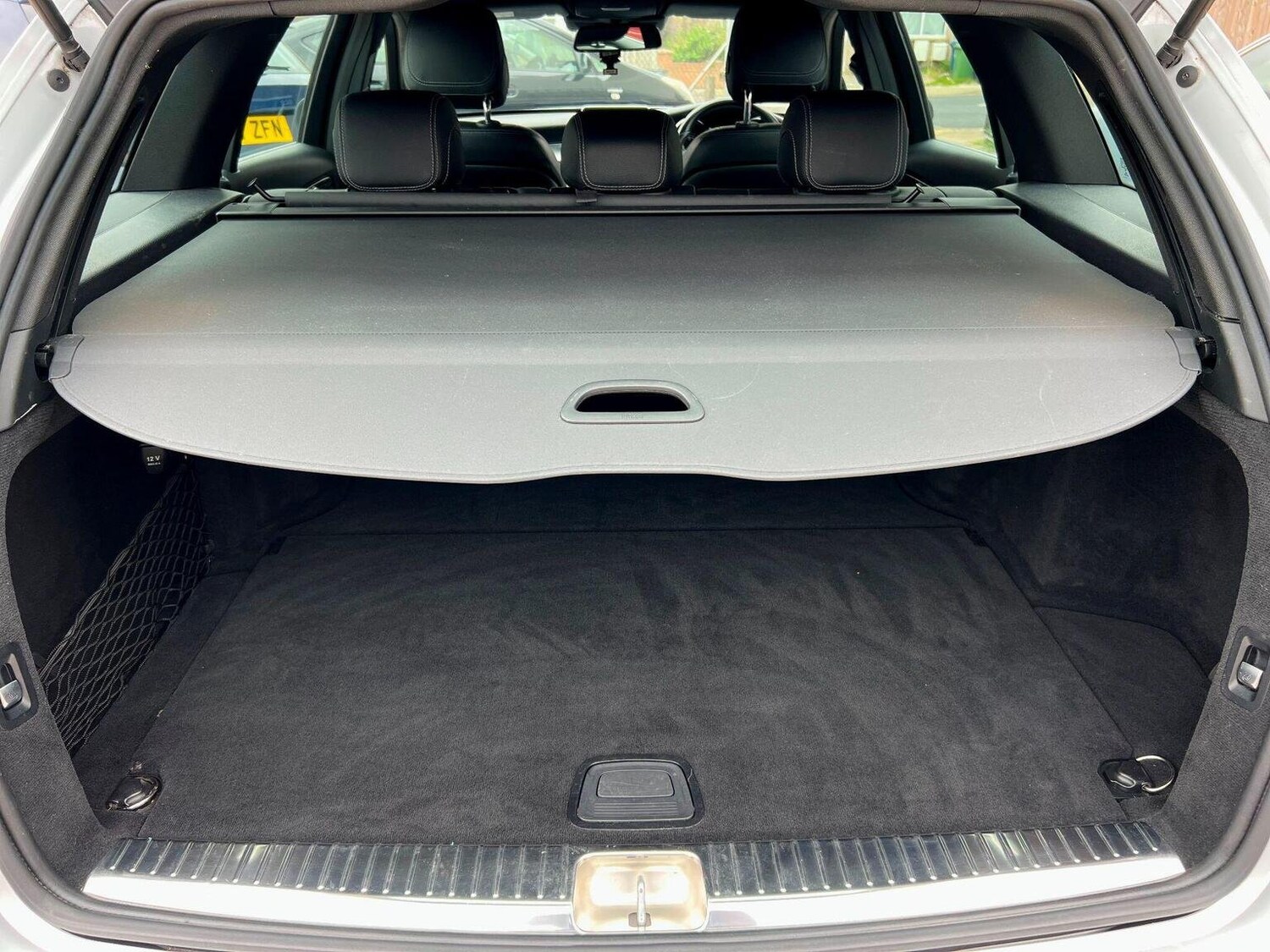 Used Mercedes-Benz C Class 2018 for sale - 76541563: Photo 39