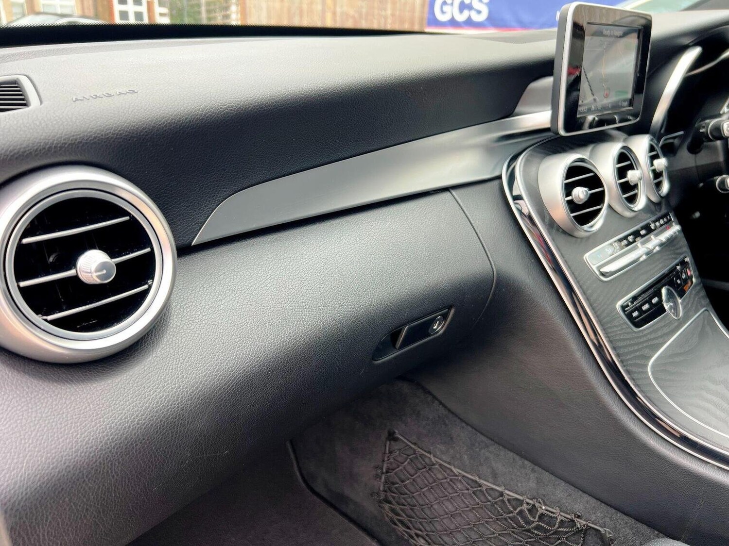 Used Mercedes-Benz C Class 2018 for sale - 76541563: Photo 45