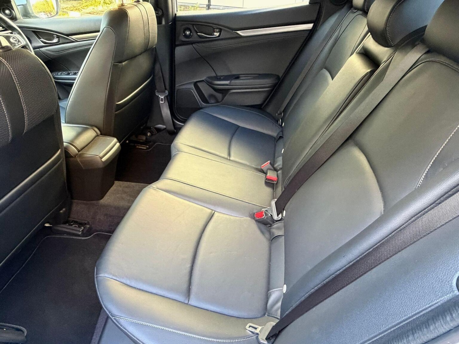 Used Honda Civic 2017 for sale - 76541567: Photo 11