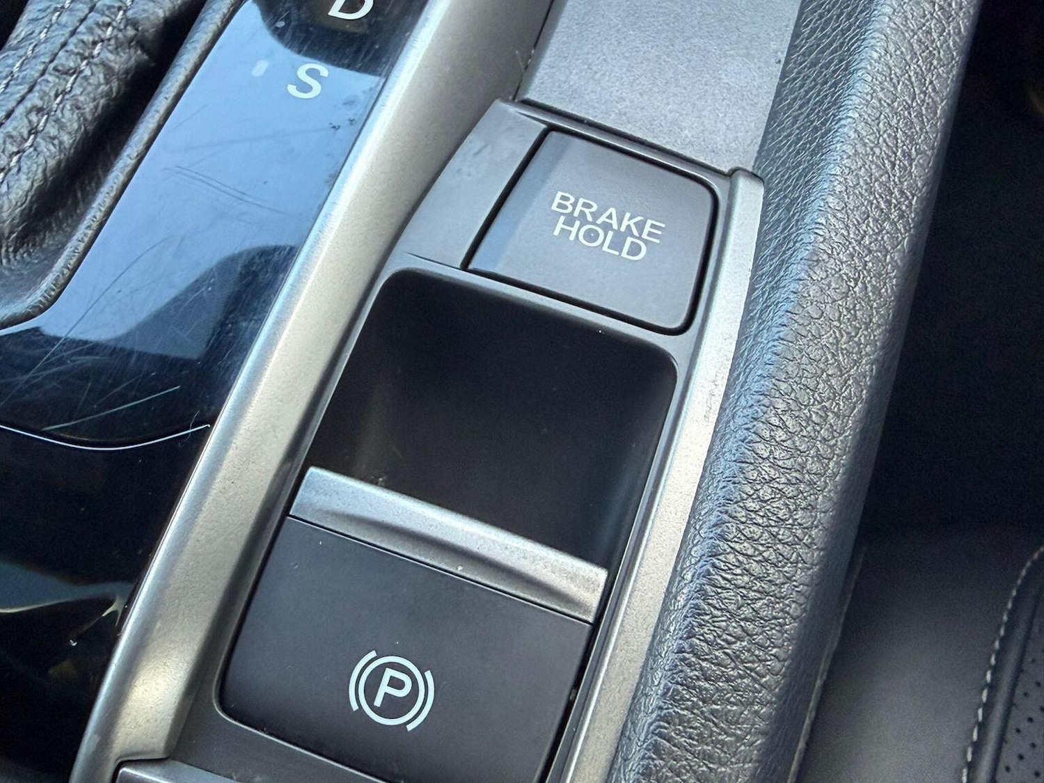 Used Honda Civic 2017 for sale - 76541567: Photo 16