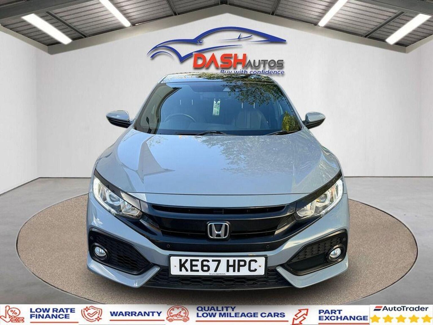 Used Honda Civic 2017 for sale - 76541567: Photo 2