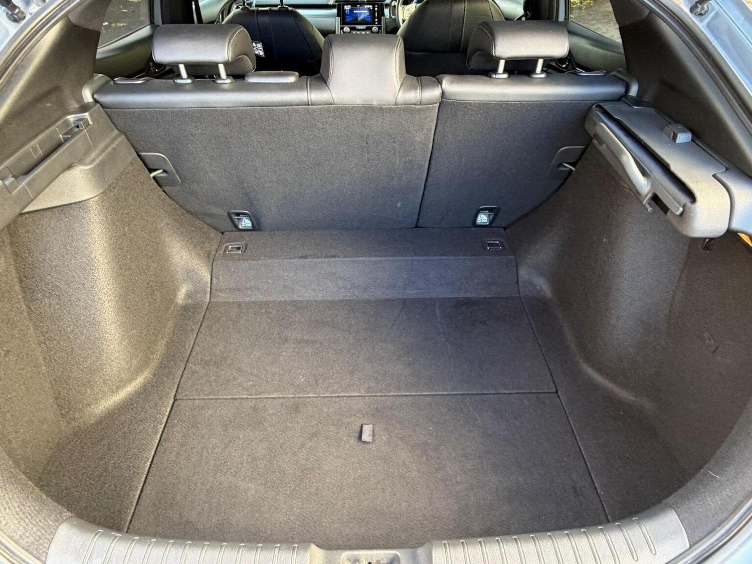 Used Honda Civic 2017 for sale - 76541567: Photo 22