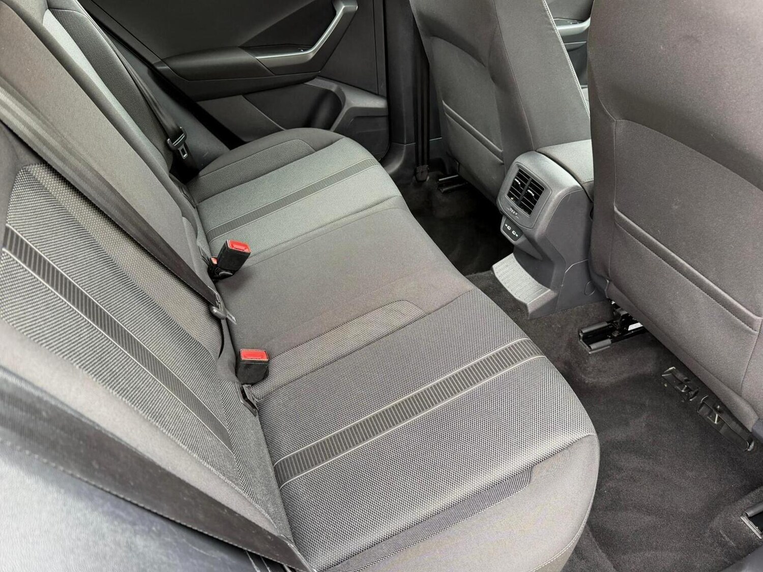 Used Volkswagen T-Roc 2022 for sale - 76541627: Photo 13