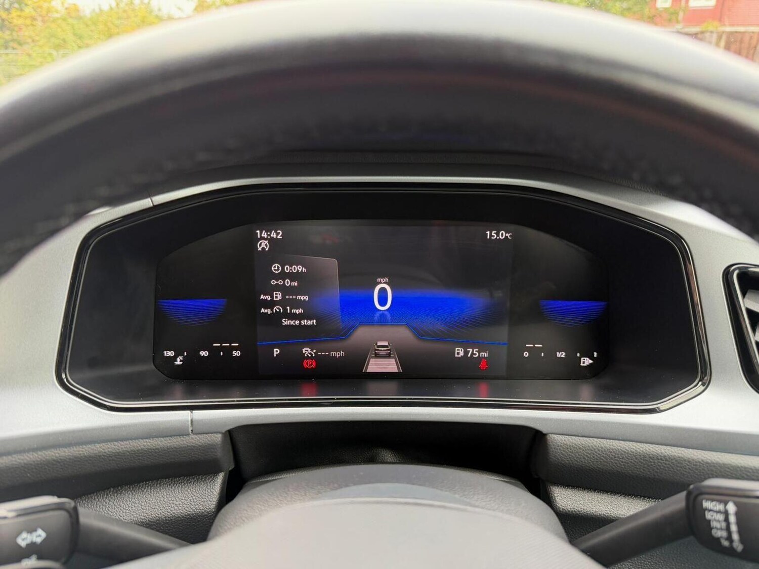 Used Volkswagen T-Roc 2022 for sale - 76541627: Photo 24