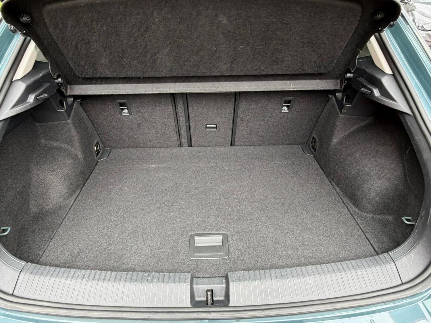 Used Volkswagen T-Roc 2022 for sale - 76541627: Photo 26