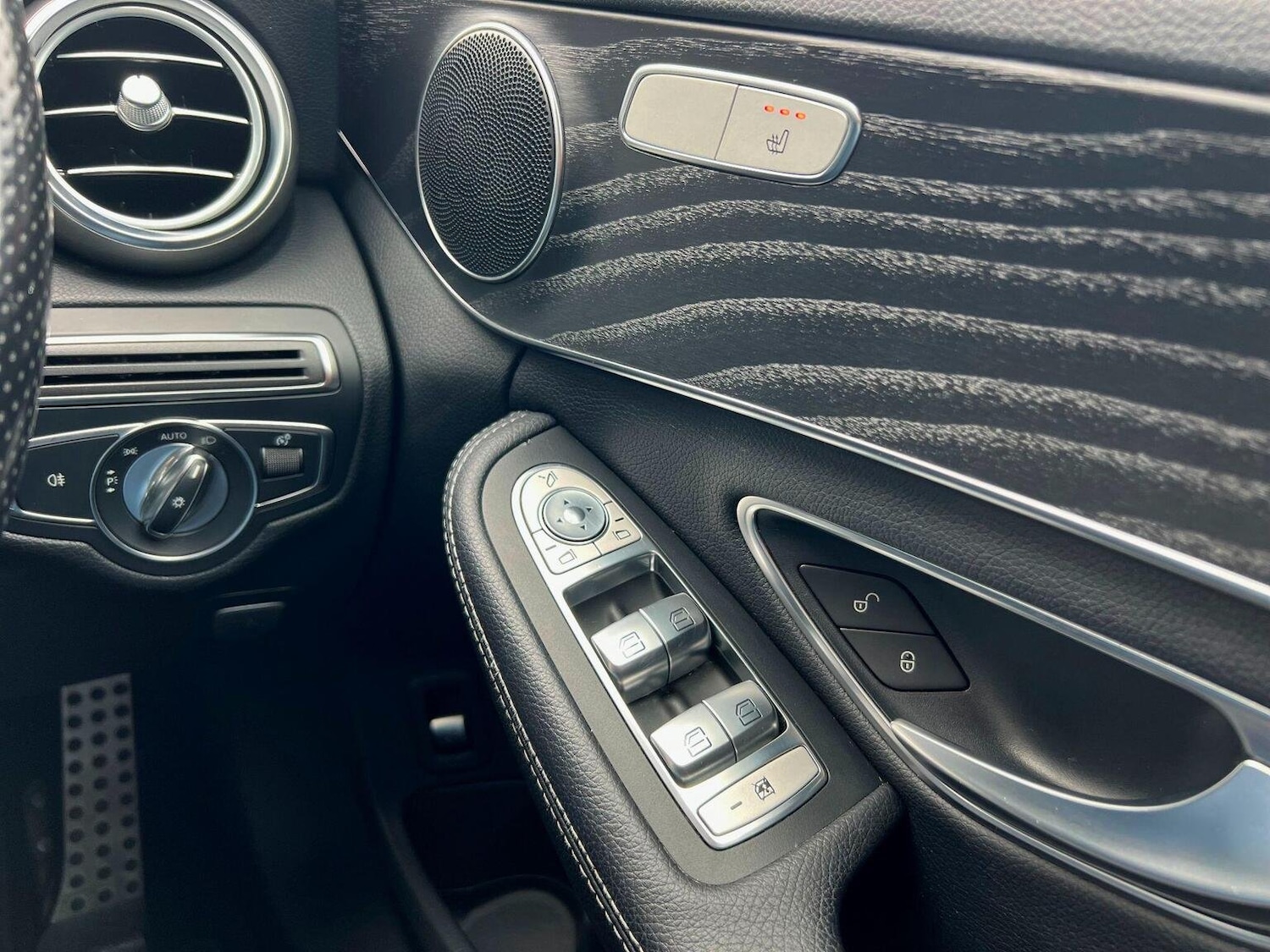 Used Mercedes-Benz C Class 2018 for sale - 76793641: Photo 12