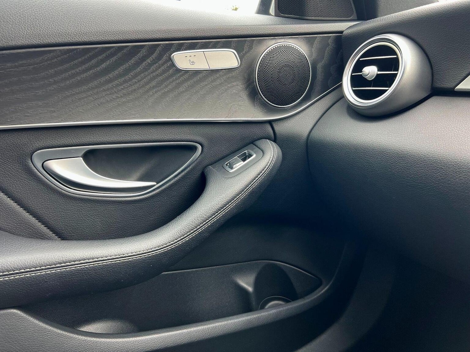 Used Mercedes-Benz C Class 2018 for sale - 76793641: Photo 26