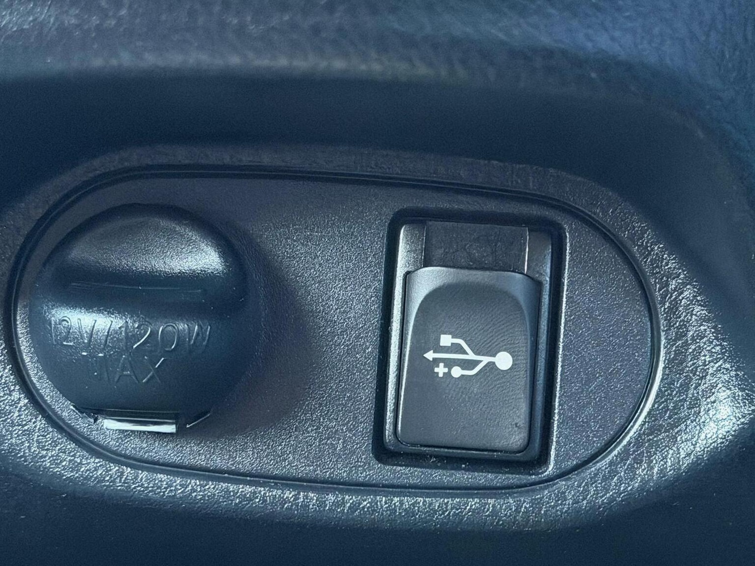 Used Toyota Yaris 2015 for sale - 76656063: Photo 16