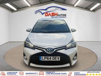 Used Toyota Yaris 2015 for sale - 76656063: Photo