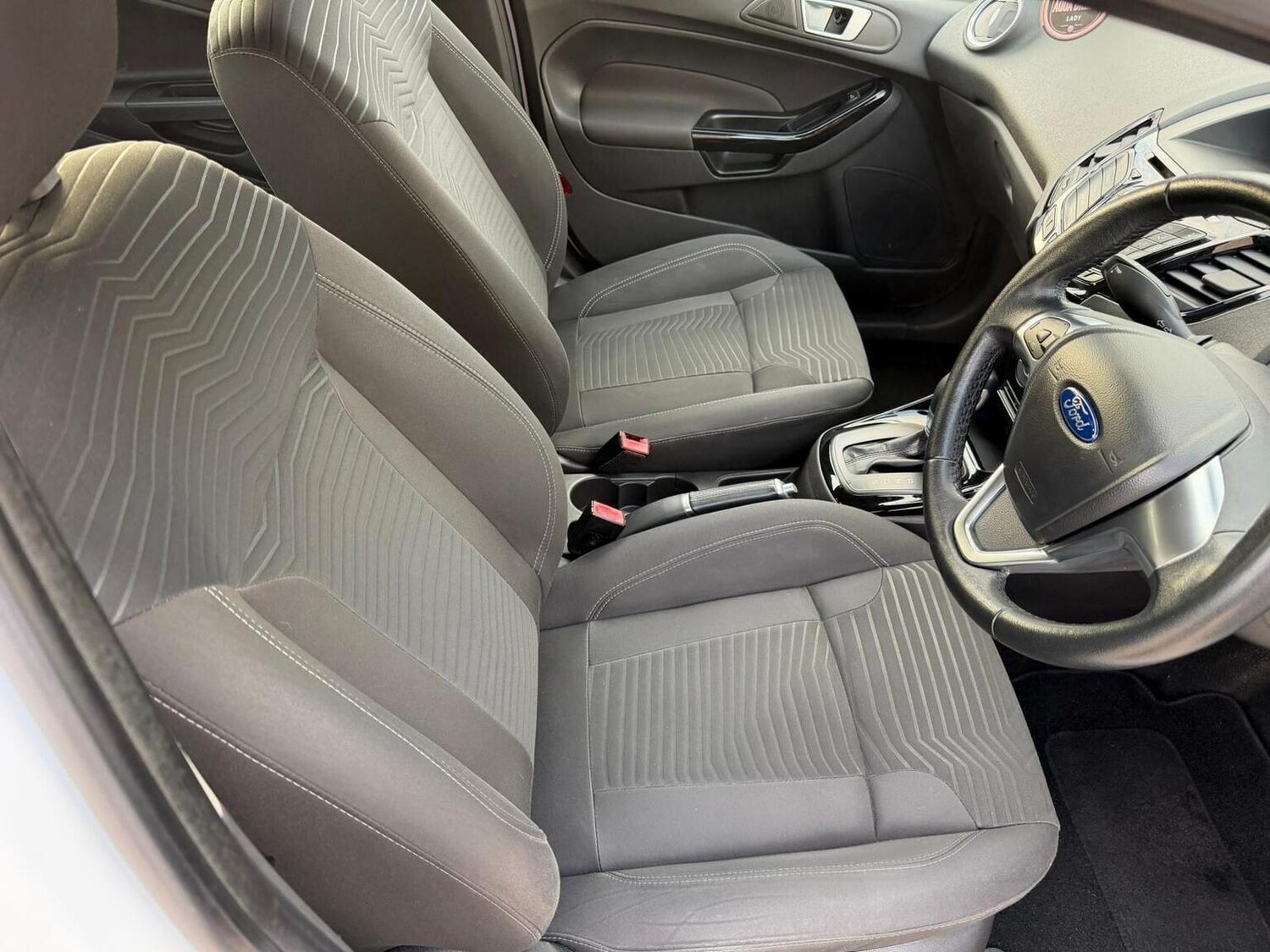 Used Ford Fiesta 2015 for sale - 76541570: Photo 11