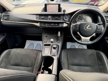 Used Lexus CT 2018 for sale - 76541549: Photo