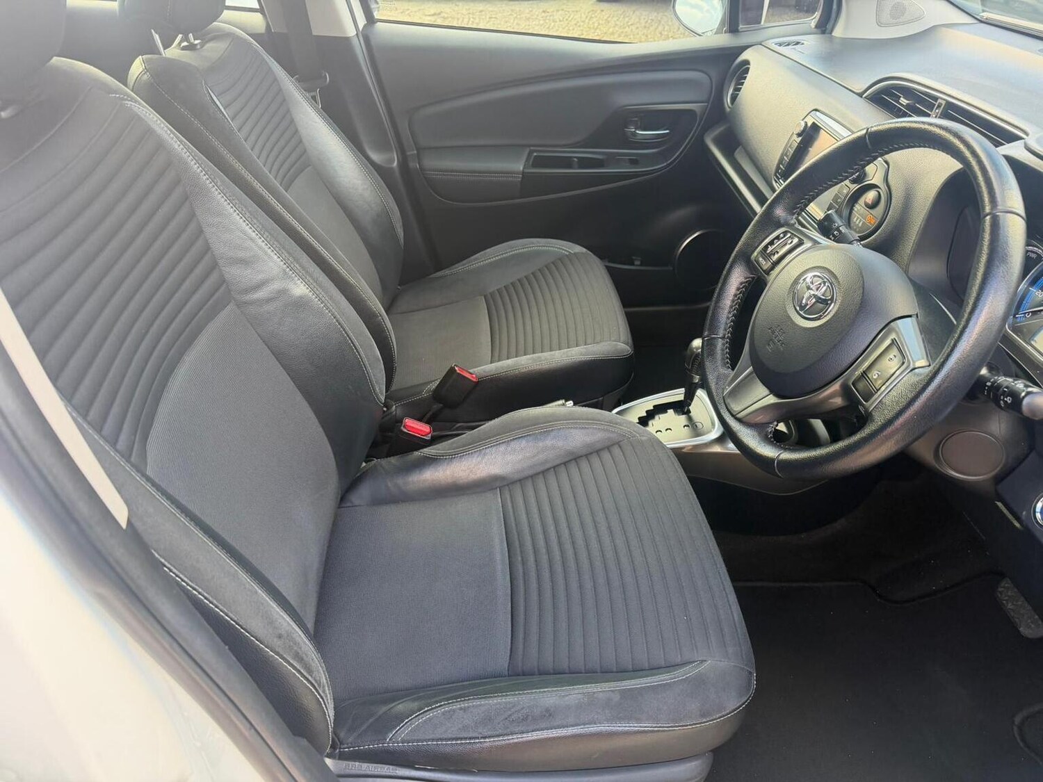 Used Nissan Qashqai 2015 for sale - 76643301: Photo 10