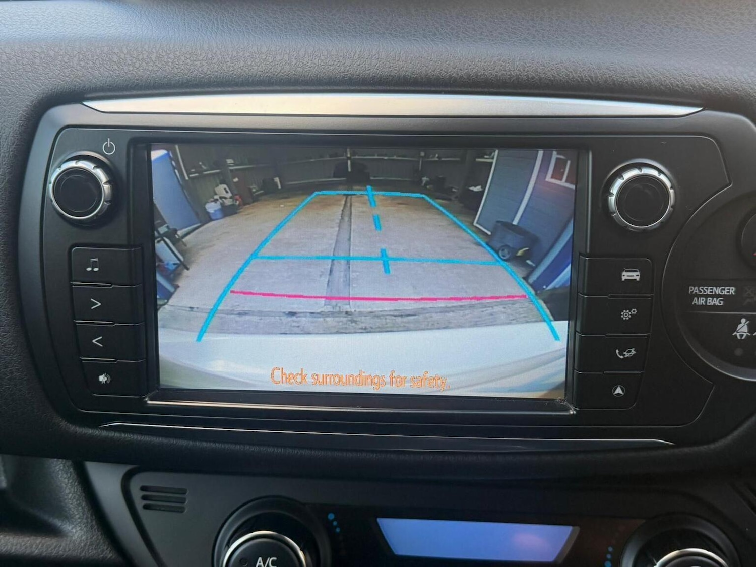 Used Nissan Qashqai 2015 for sale - 76643301: Photo 20