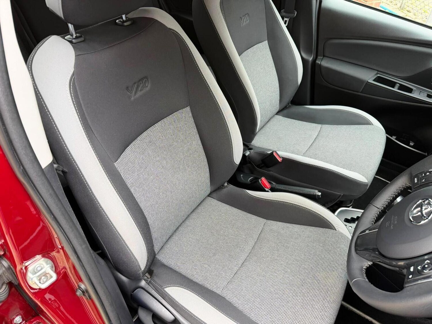 Used Toyota Yaris 2020 for sale - 76541533: Photo 10