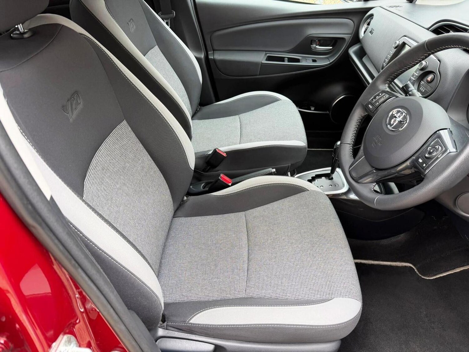 Used Toyota Yaris 2020 for sale - 76541533: Photo 12