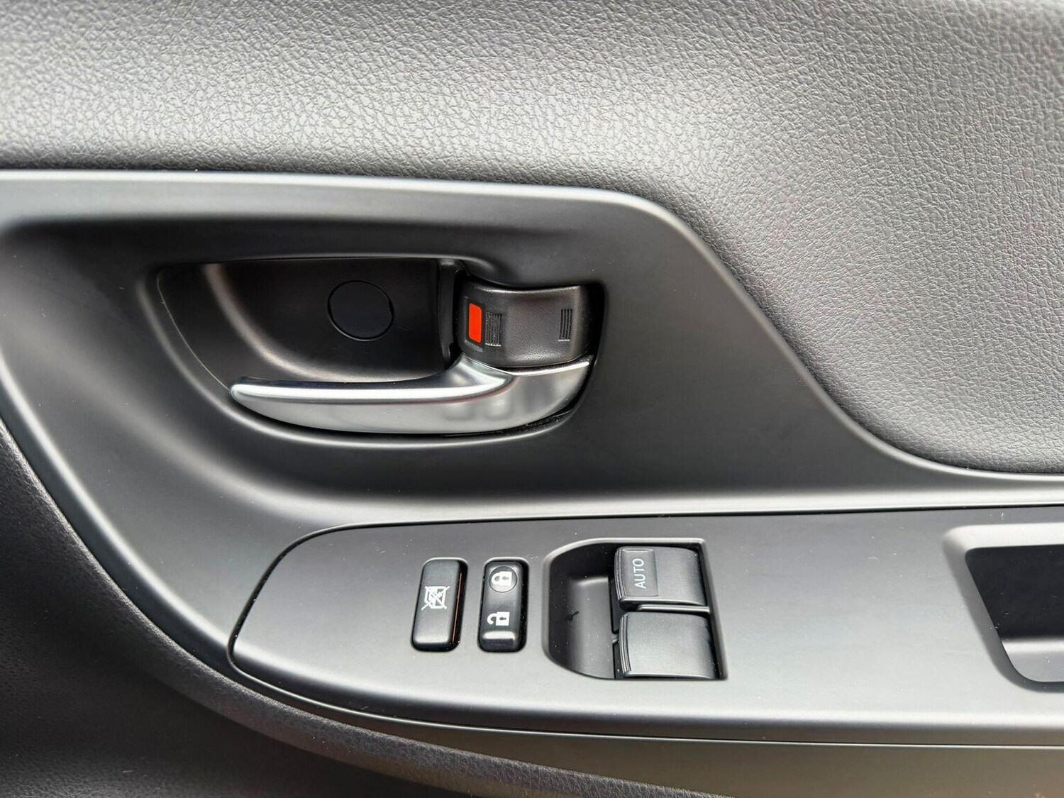 Used Toyota Yaris 2020 for sale - 76541533: Photo 19