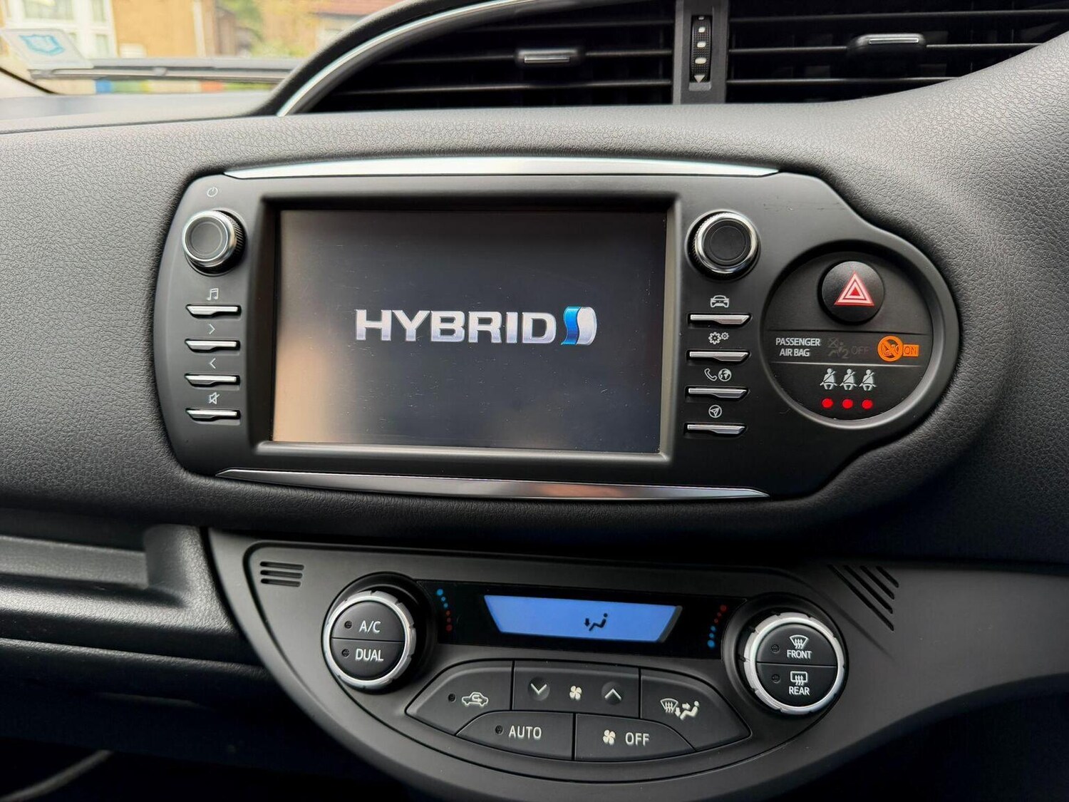 Used Toyota Yaris 2020 for sale - 76541533: Photo 24