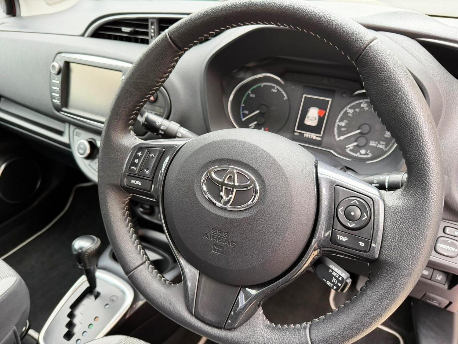 Used Toyota Yaris 2020 for sale - 76541533: Photo 26
