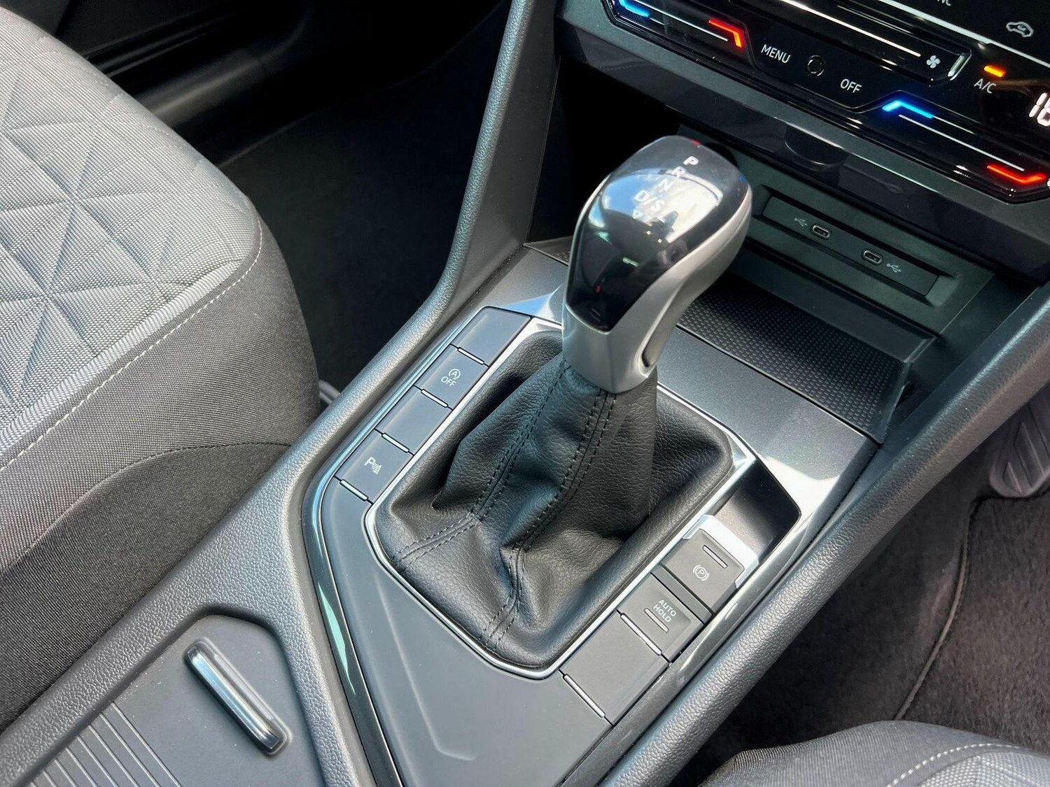 Used Volkswagen Tiguan 2022 for sale - 76541553: Photo 11