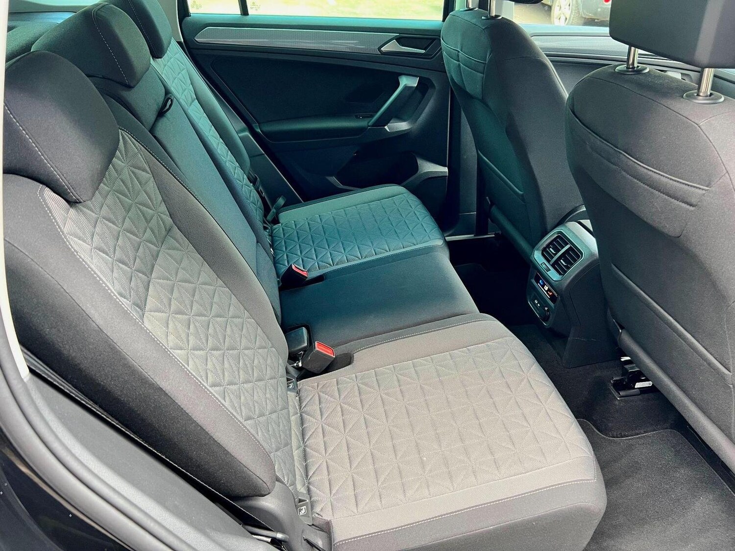 Used Volkswagen Tiguan 2022 for sale - 76541553: Photo 27