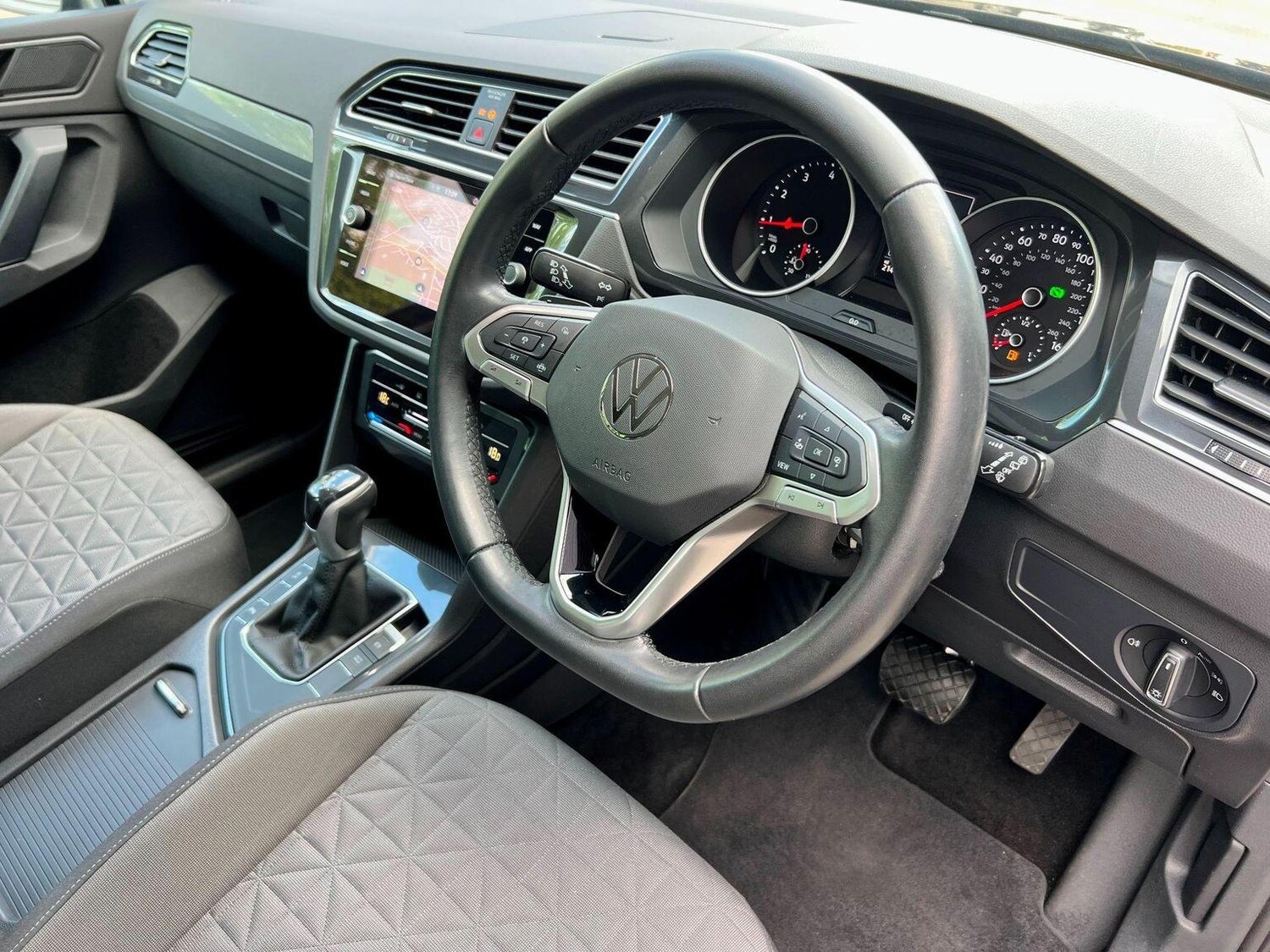Used Volkswagen Tiguan 2022 for sale - 76541553: Photo 33
