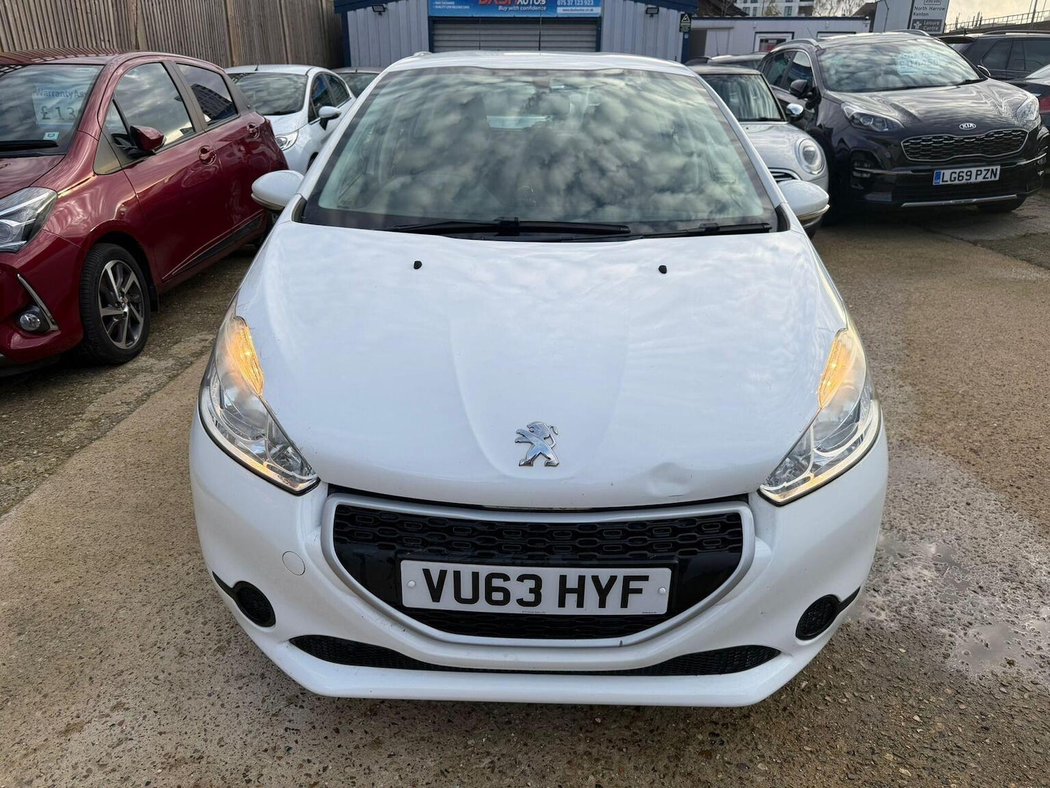 Used Peugeot 208 2013 for sale - 76571105: Photo 4