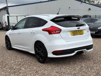 Used Ford Focus 2018 for sale - 79882310: Photo