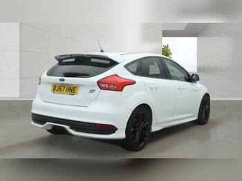 Used Ford Focus 2017 for sale - 79882315: Photo