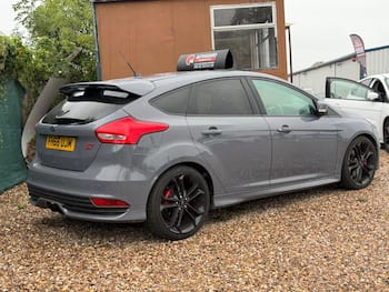 Used Ford Focus 2016 for sale - 79882314: Photo