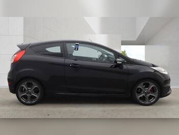 Used Ford Fiesta 2017 for sale - 79882312: Photo