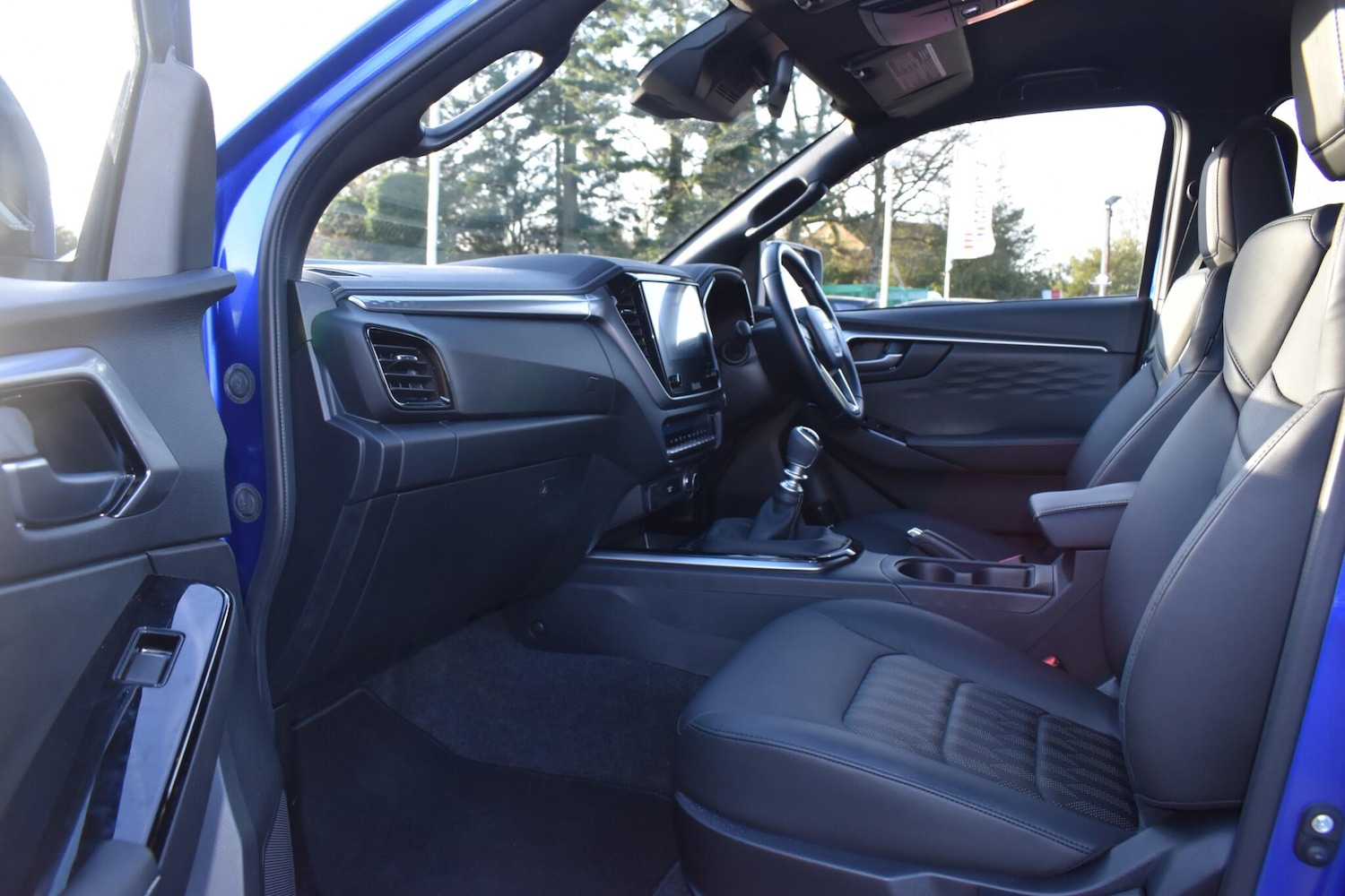 Used Isuzu D-Max 2025 for sale - 76886642: Photo 4