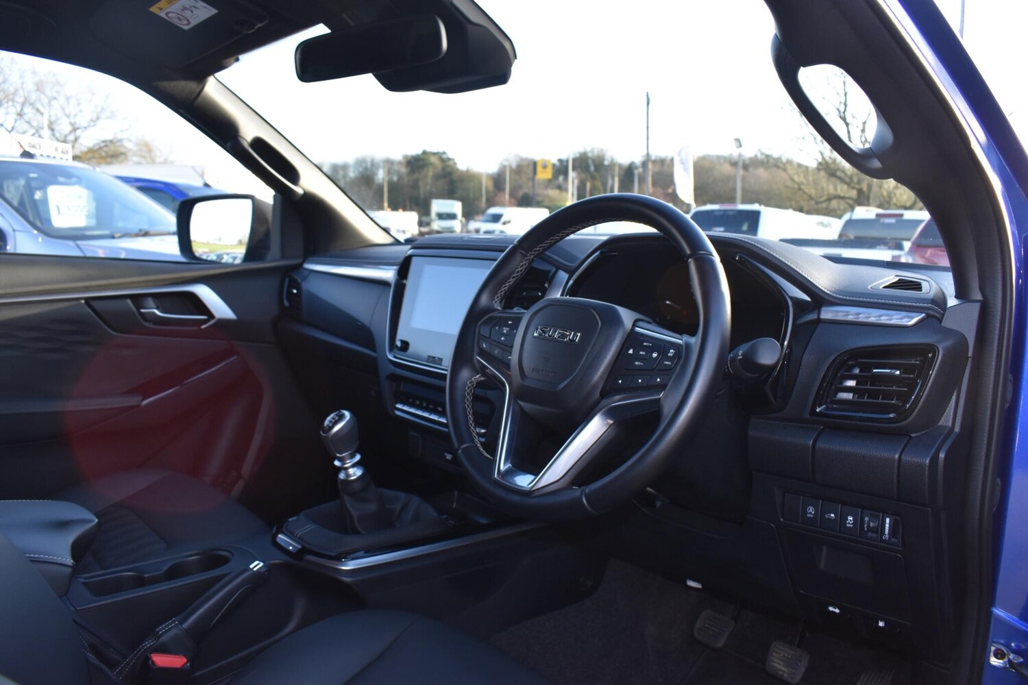 Used Isuzu D-Max 2025 for sale - 76886642: Photo 9