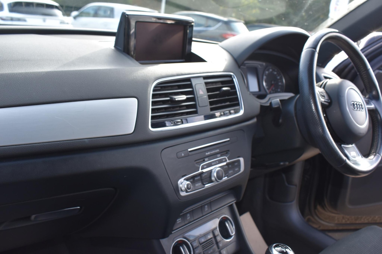 Used Audi Q3 2016 for sale - 76246582: Photo 15