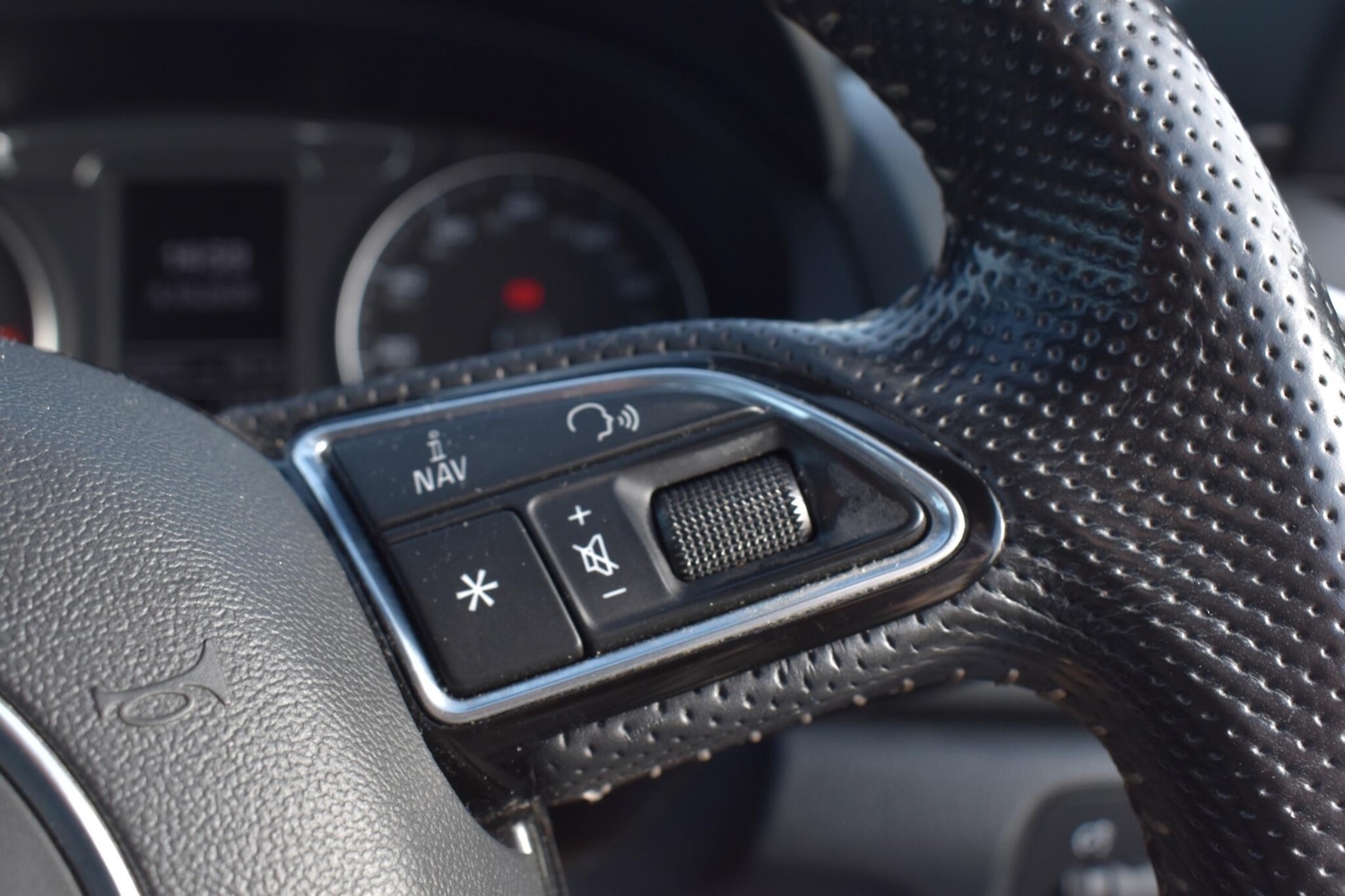 Used Audi Q3 2016 for sale - 76246582: Photo 31