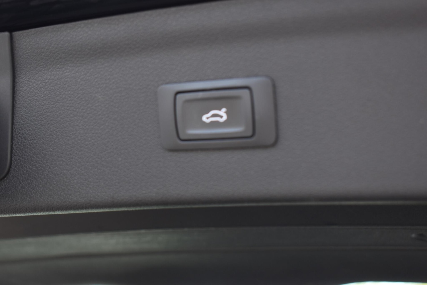 Used Audi Q3 2016 for sale - 76246582: Photo 8