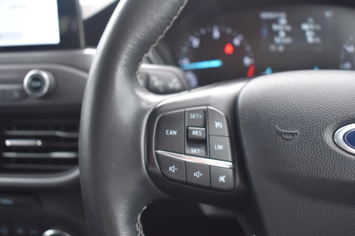 Used Ford Focus 2019 for sale - 76989200: Photo 20