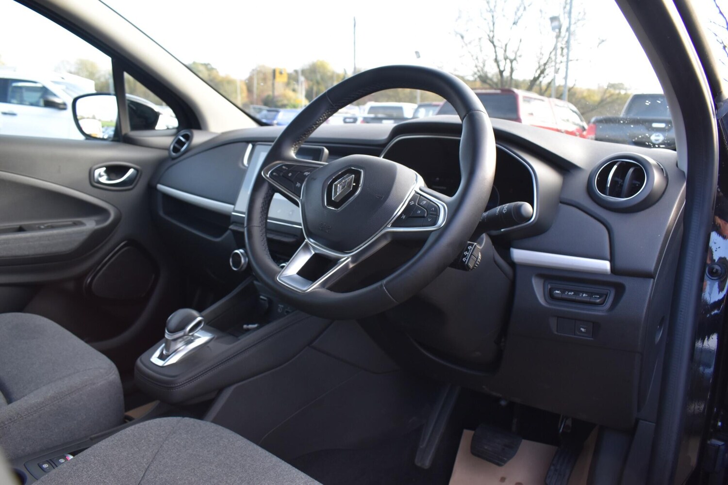 Used Renault Zoe 2021 for sale - 76728513: Photo 5