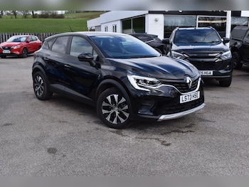 Used Renault Captur 2023 for sale - 78034953: Photo